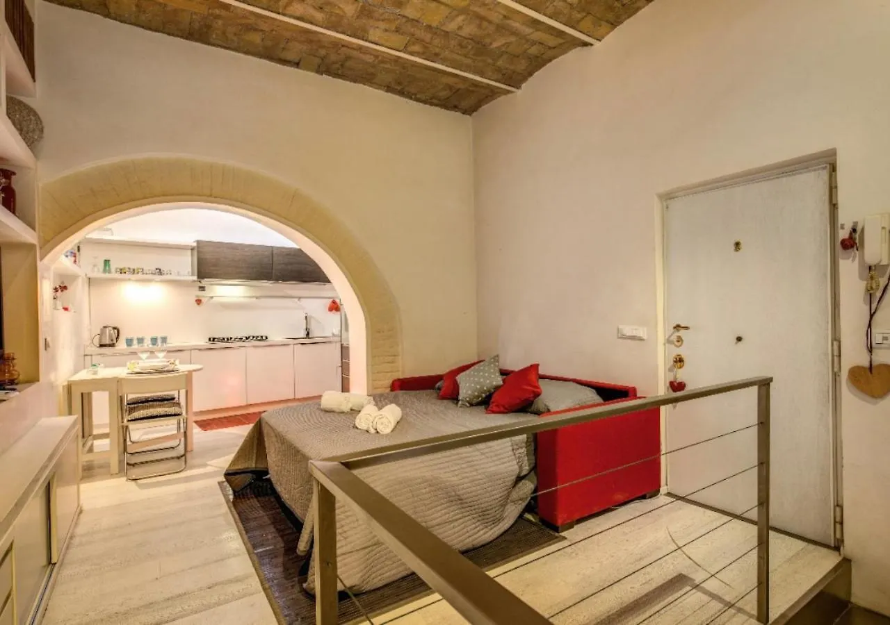 Romantic Navona Apartment