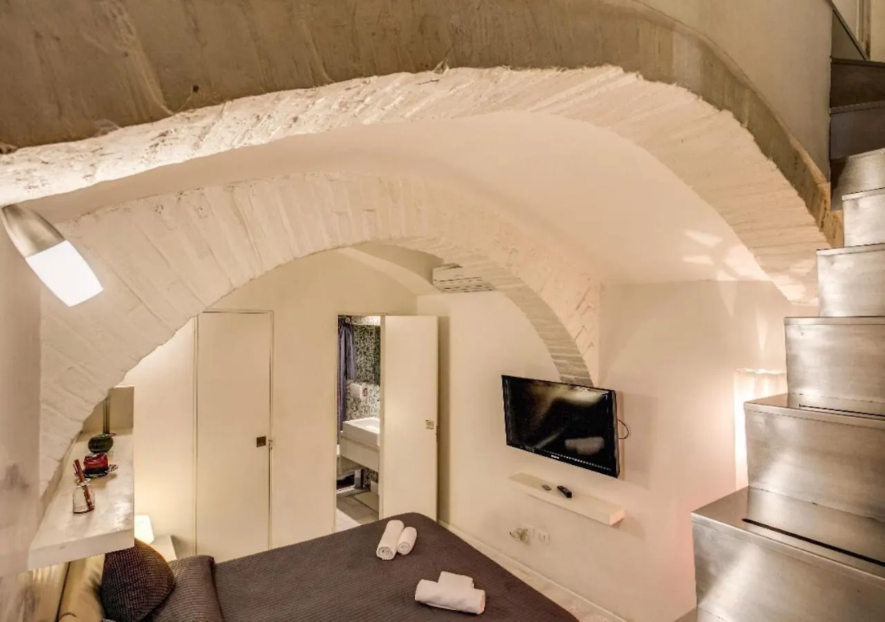 Romantic Navona Apartment